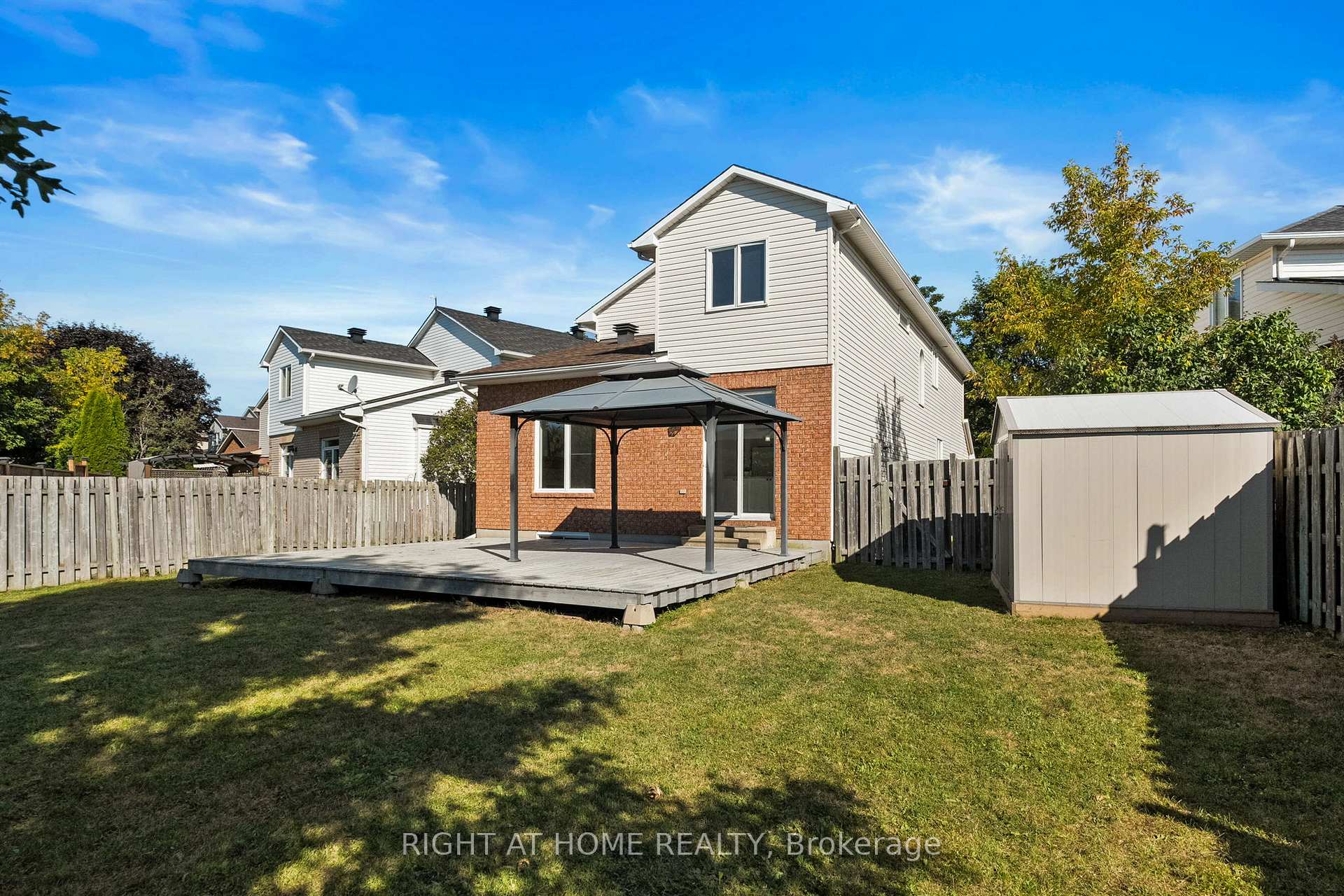 Photo 32 of 4134 Wolfe Point Way, Ottawa, Riverside South/Gloucester Glen — HOMEH