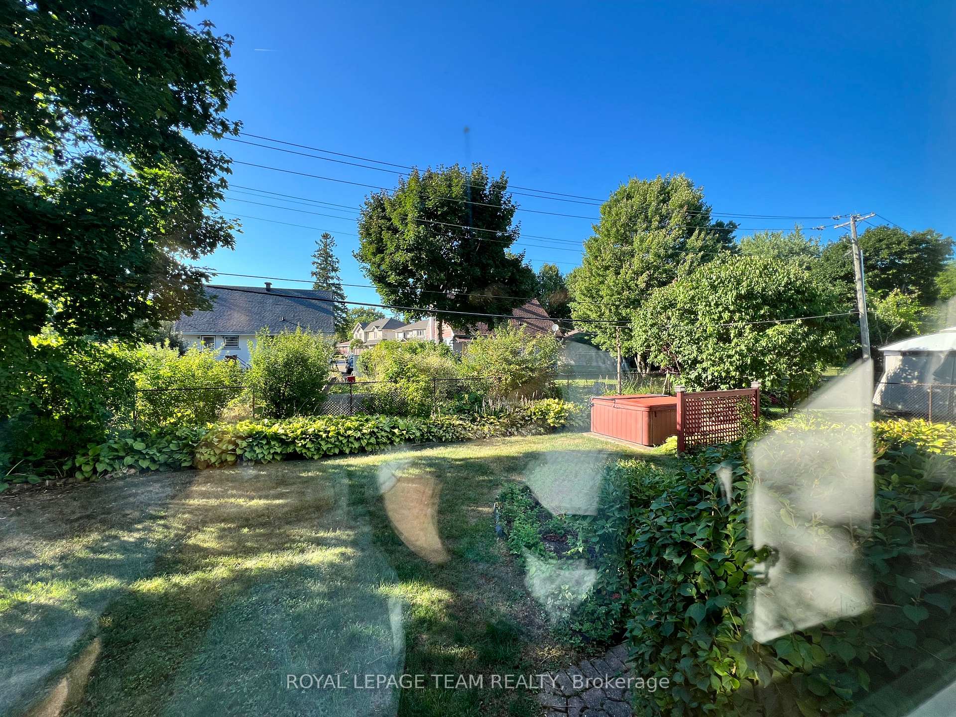 Photo 25 of 49 Farm Gate Crescent, Ottawa, Borden Farm/Stewart Farm/Carleton Heights/Parkwood Hills — HOMEH