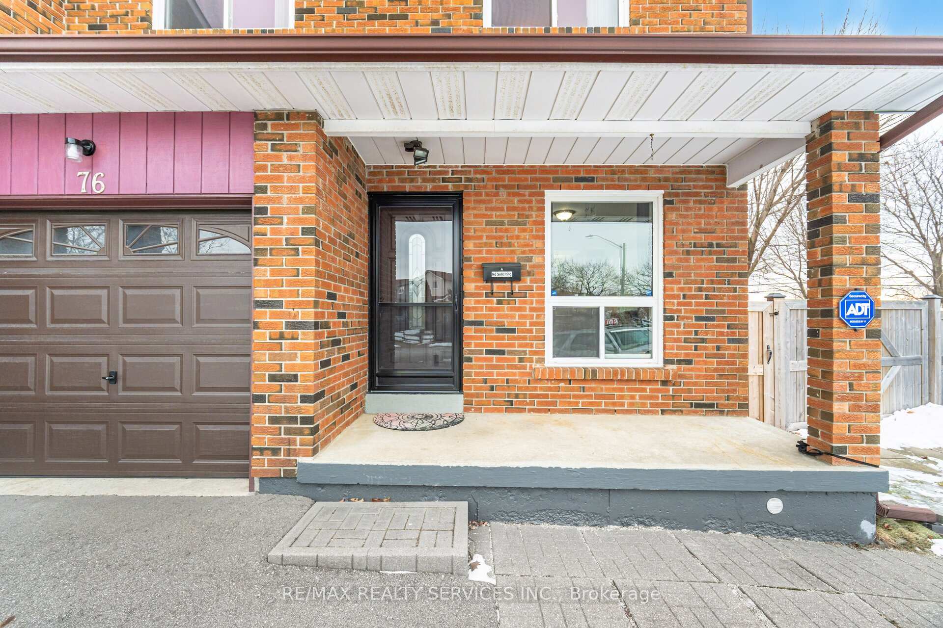 Photo 3 of 76 Simmons Boulevard, Brampton, Madoc — HOMEH