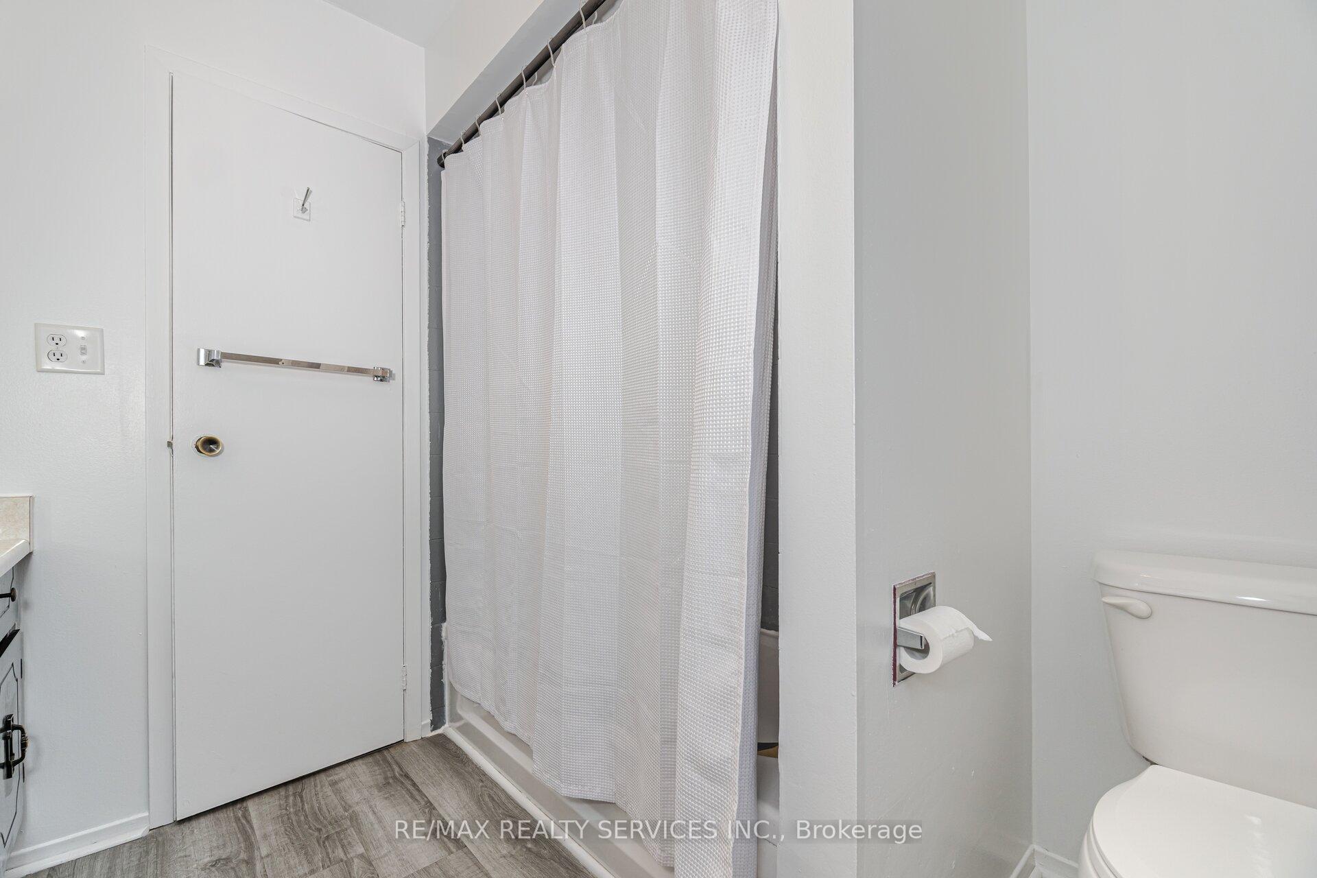 Photo 21 of 76 Simmons Boulevard, Brampton, Madoc — HOMEH