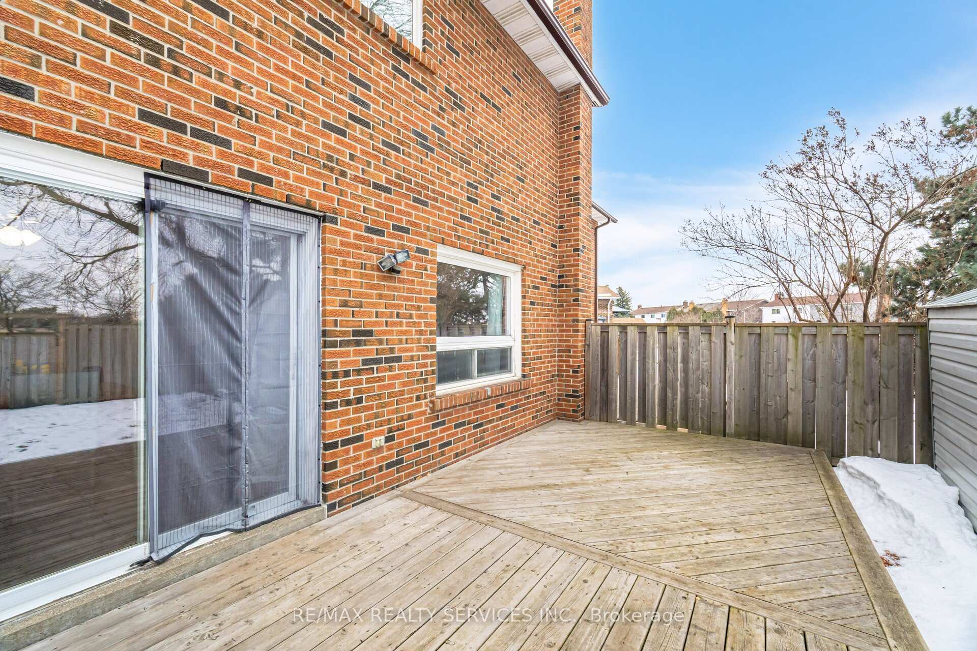 Photo 28 of 76 Simmons Boulevard, Brampton, Madoc — HOMEH