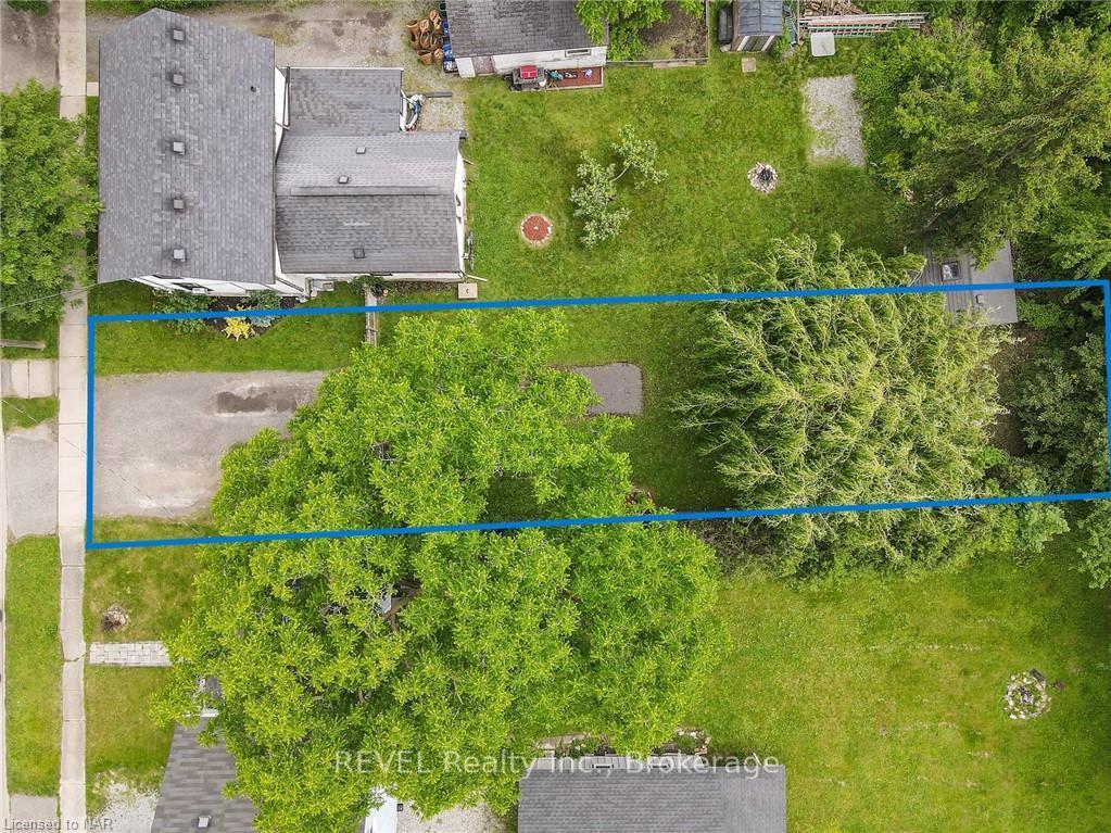 Photo 2 of 131 Oakdale Avenue, St. Catharines, Oakdale — HOMEH