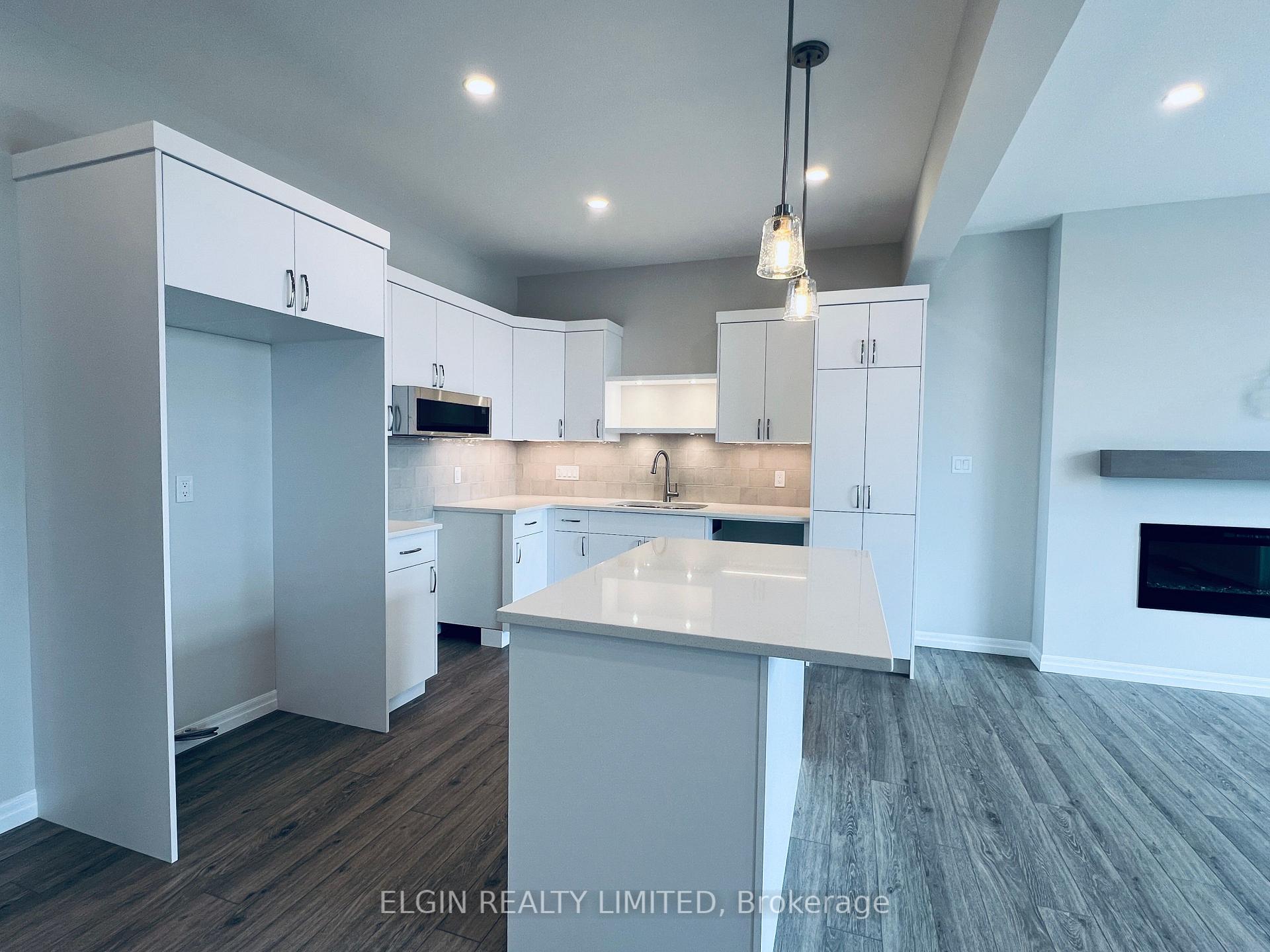 Photo 6 of 227 Renaissance Drive, St. Thomas — HOMEH