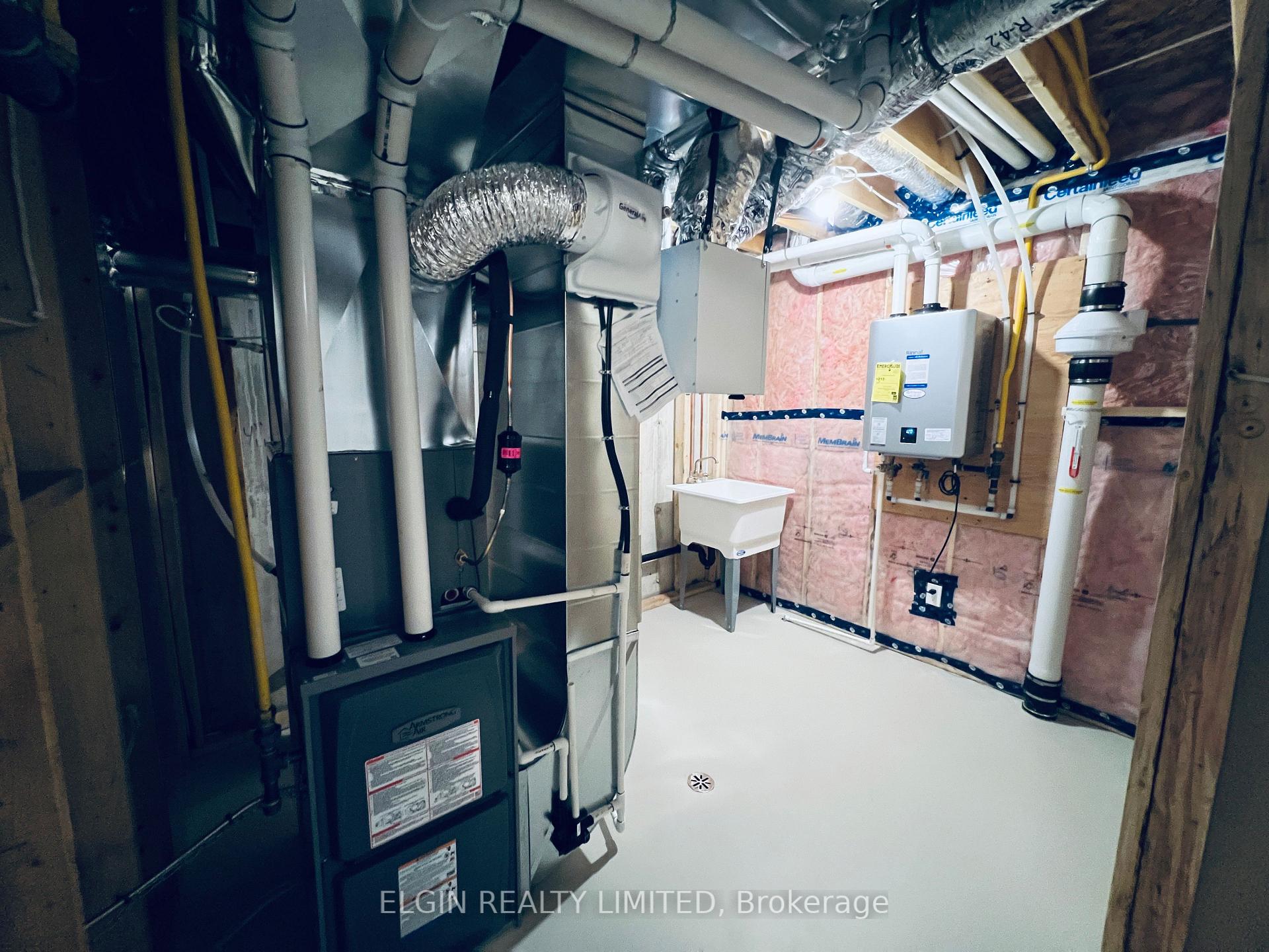 Photo 18 of 227 Renaissance Drive, St. Thomas — HOMEH