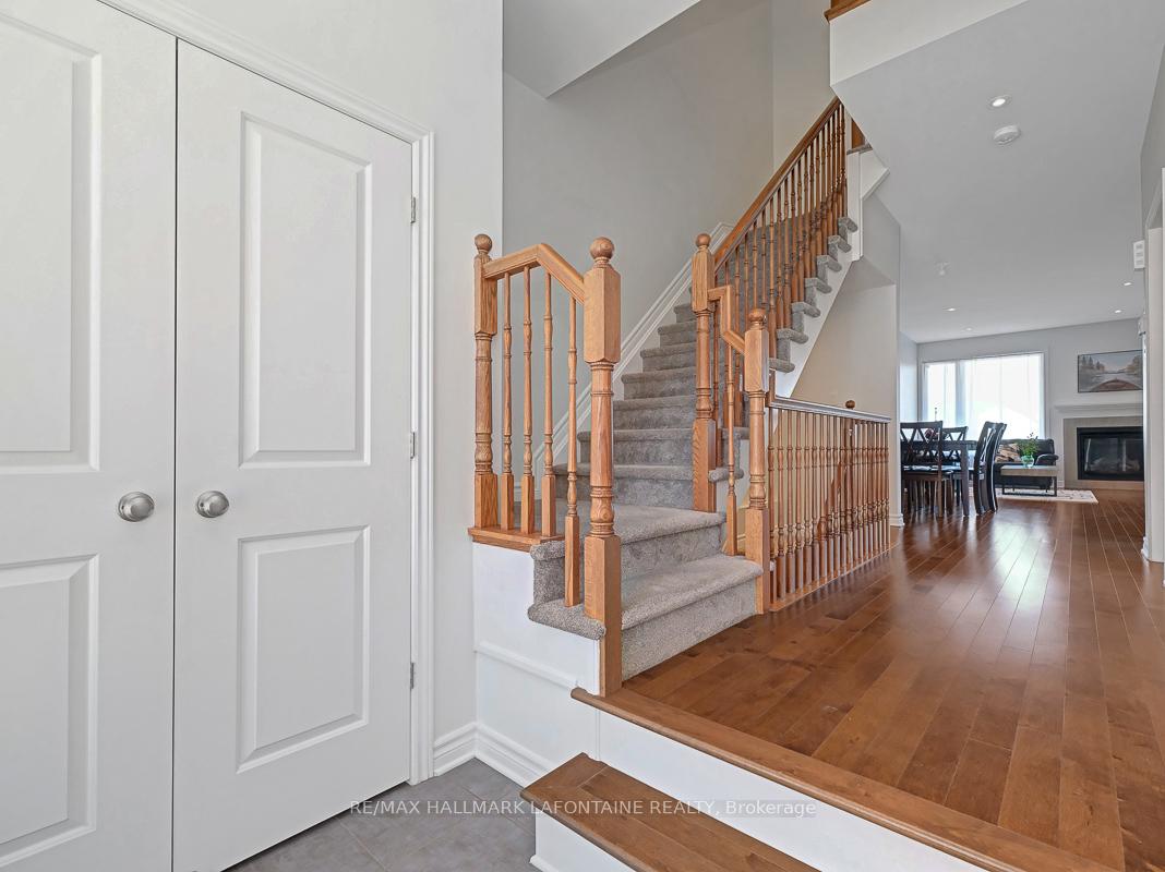 Photo 3 of 695 Putney Crescent, Ottawa, Stittsville (South) — HOMEH