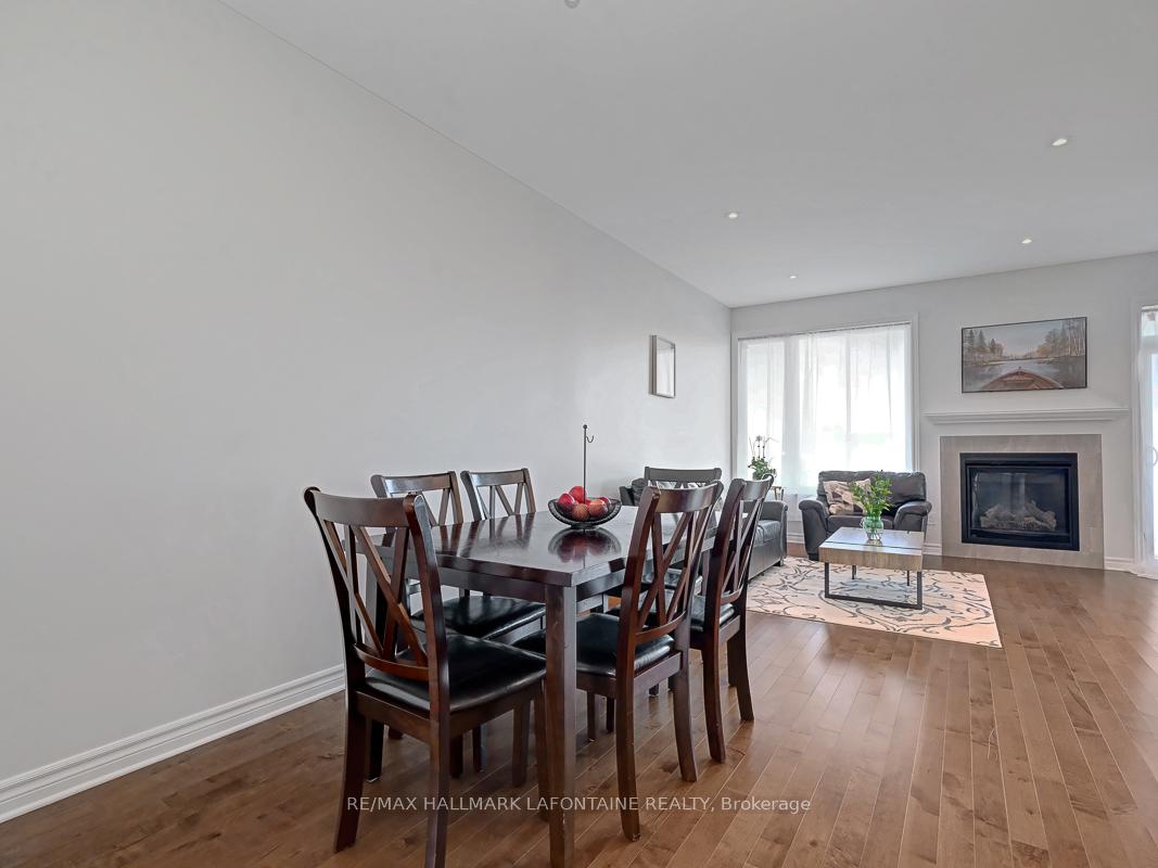 Photo 10 of 695 Putney Crescent, Ottawa, Stittsville (South) — HOMEH