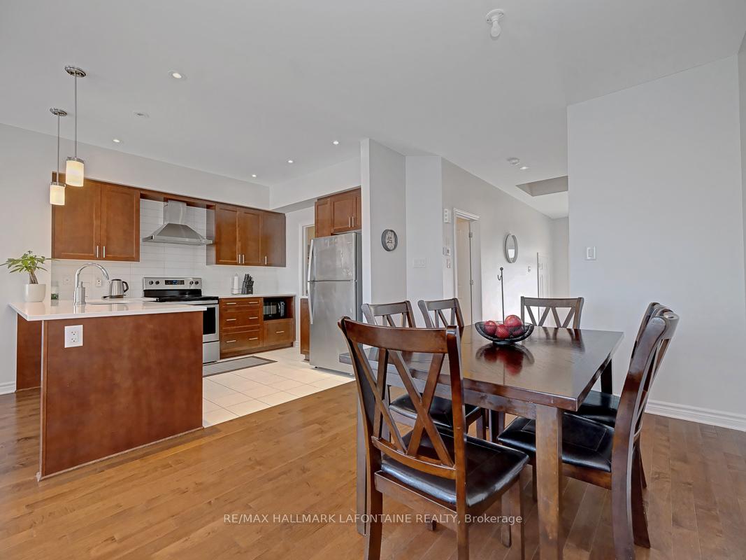 Photo 11 of 695 Putney Crescent, Ottawa, Stittsville (South) — HOMEH