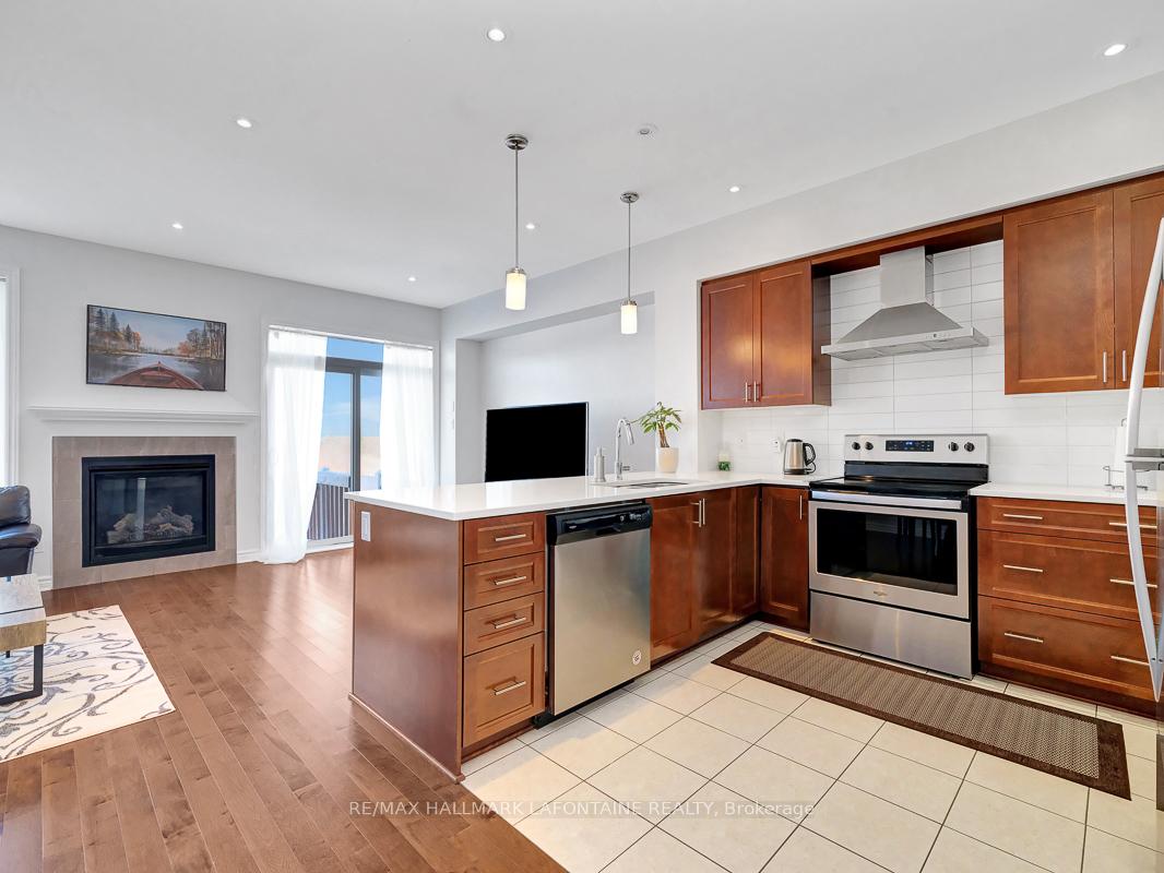 Photo 15 of 695 Putney Crescent, Ottawa, Stittsville (South) — HOMEH