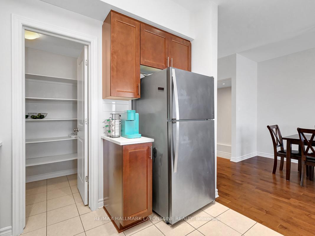 Photo 17 of 695 Putney Crescent, Ottawa, Stittsville (South) — HOMEH
