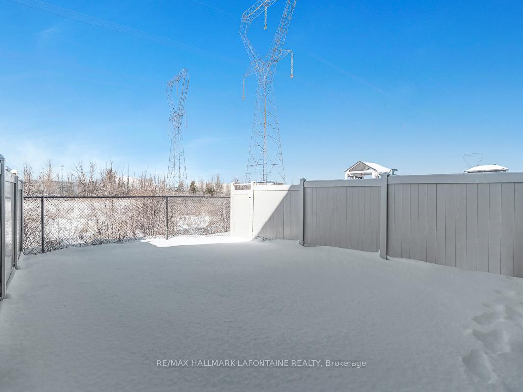 Photo 37 of 695 Putney Crescent, Ottawa, Stittsville (South) — HOMEH