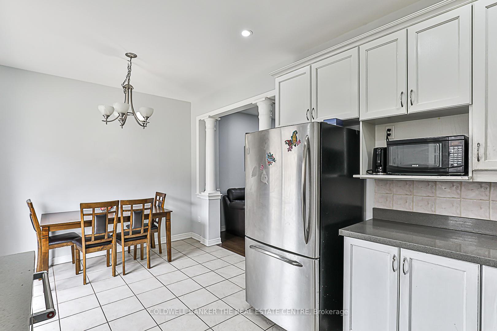 Photo 11 of 43 Crystalview Crescent, Brampton, Bram East — HOMEH