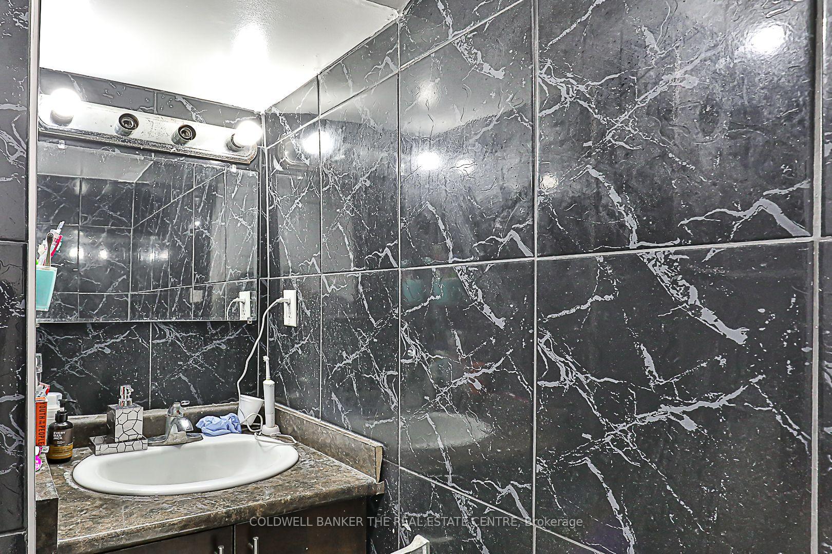 Photo 31 of 43 Crystalview Crescent, Brampton, Bram East — HOMEH
