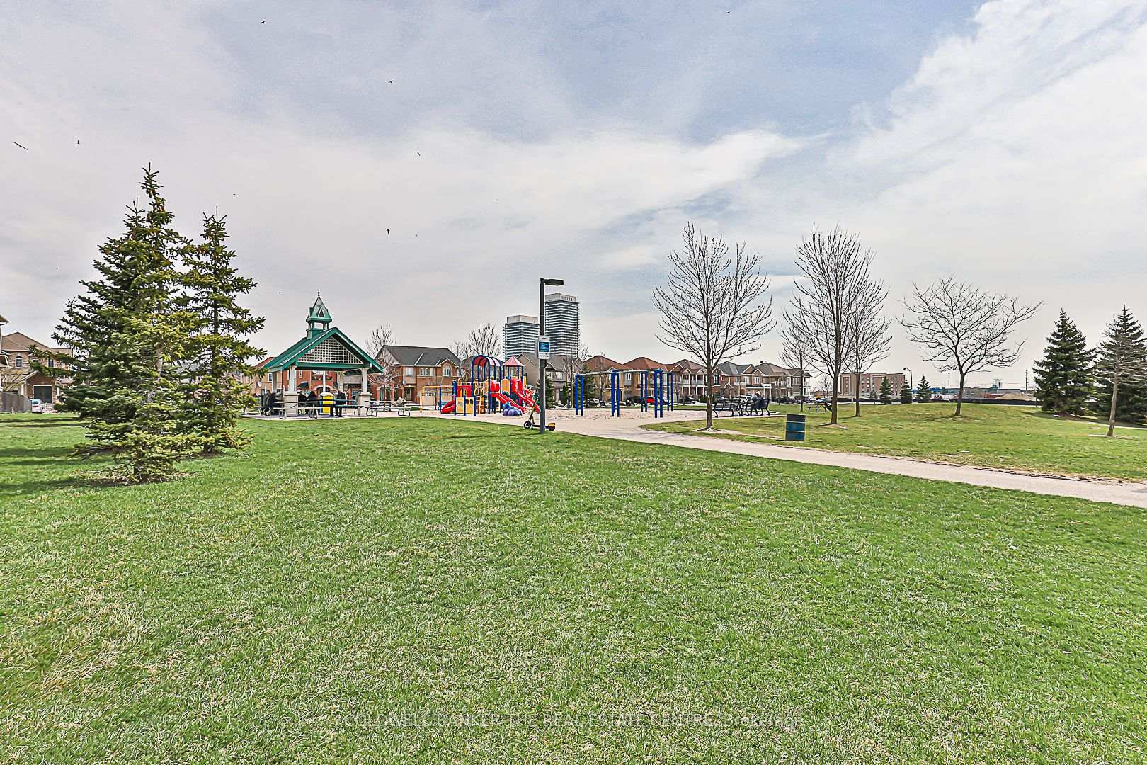 Photo 39 of 43 Crystalview Crescent, Brampton, Bram East — HOMEH