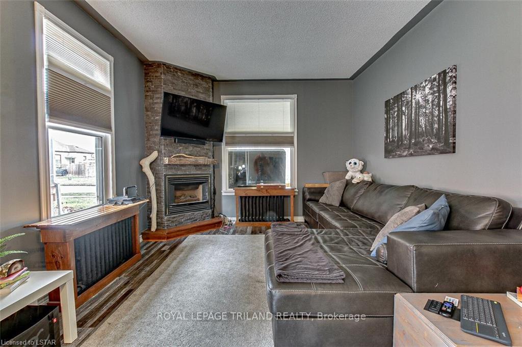 Photo 7 of 126 Inkerman Street, St. Thomas — HOMEH