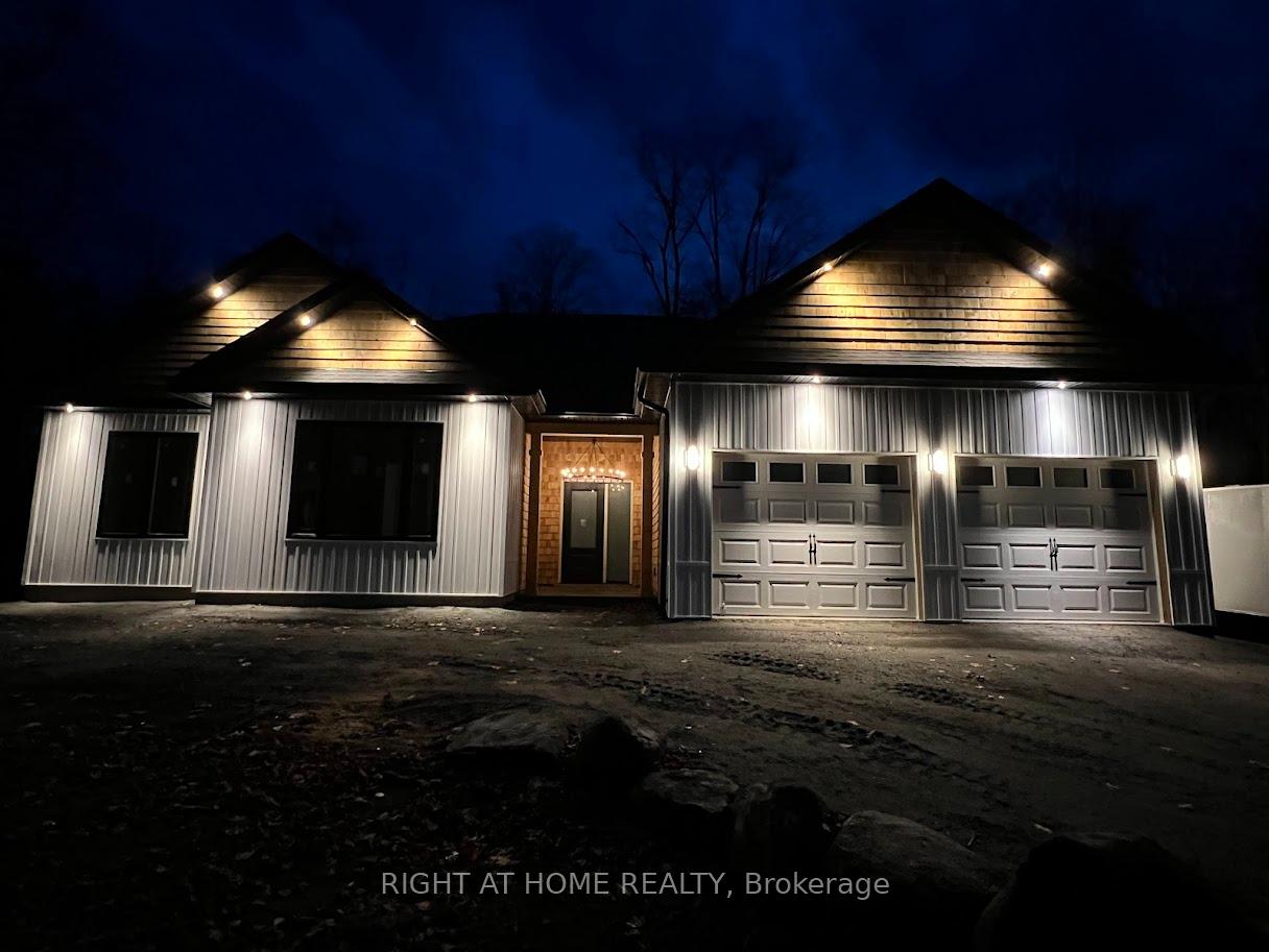 Photo 5 of 29 Squirrel Avenue, McDougall — HOMEH