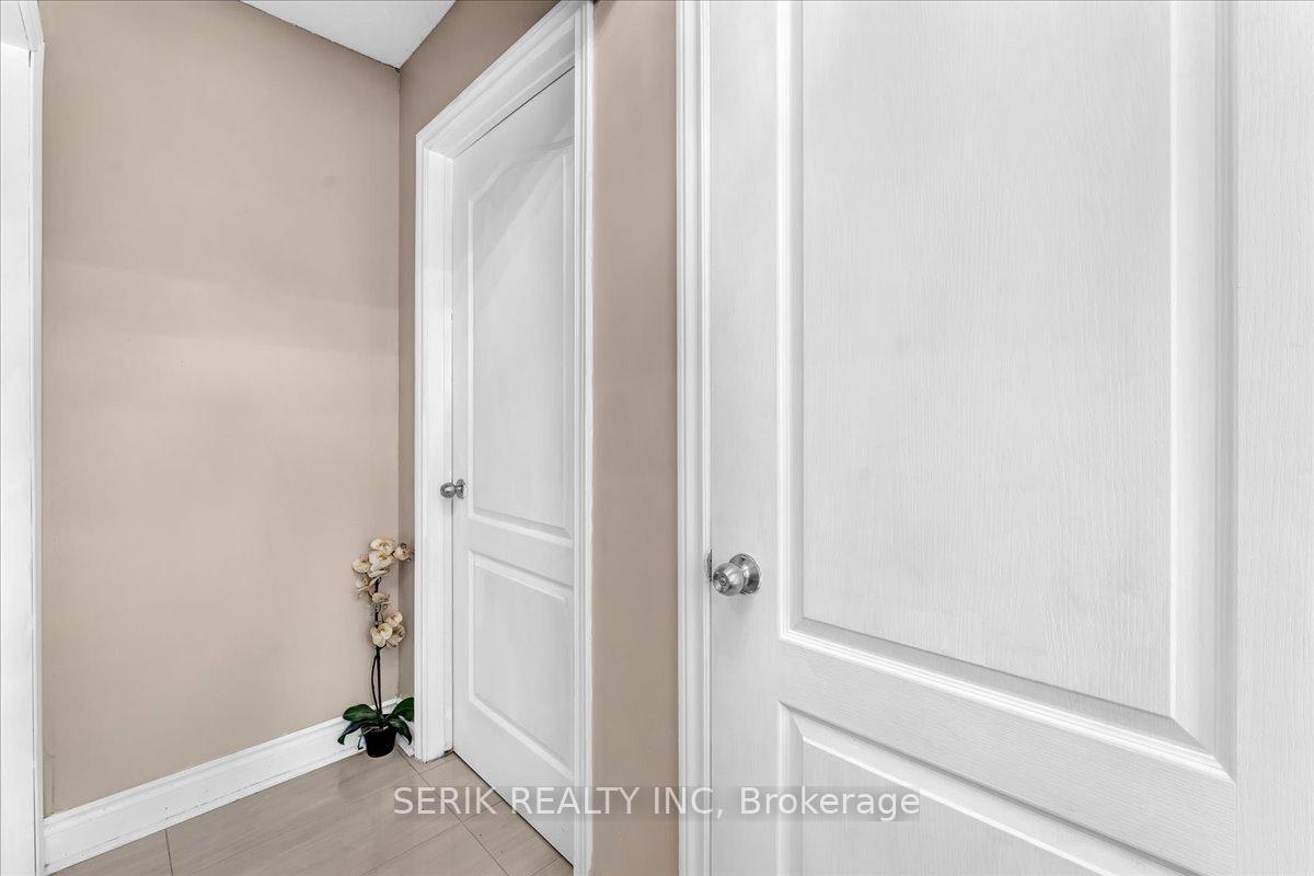 Photo 6 of 46 Primrose Crescent, Brampton, Heart Lake West — HOMEH