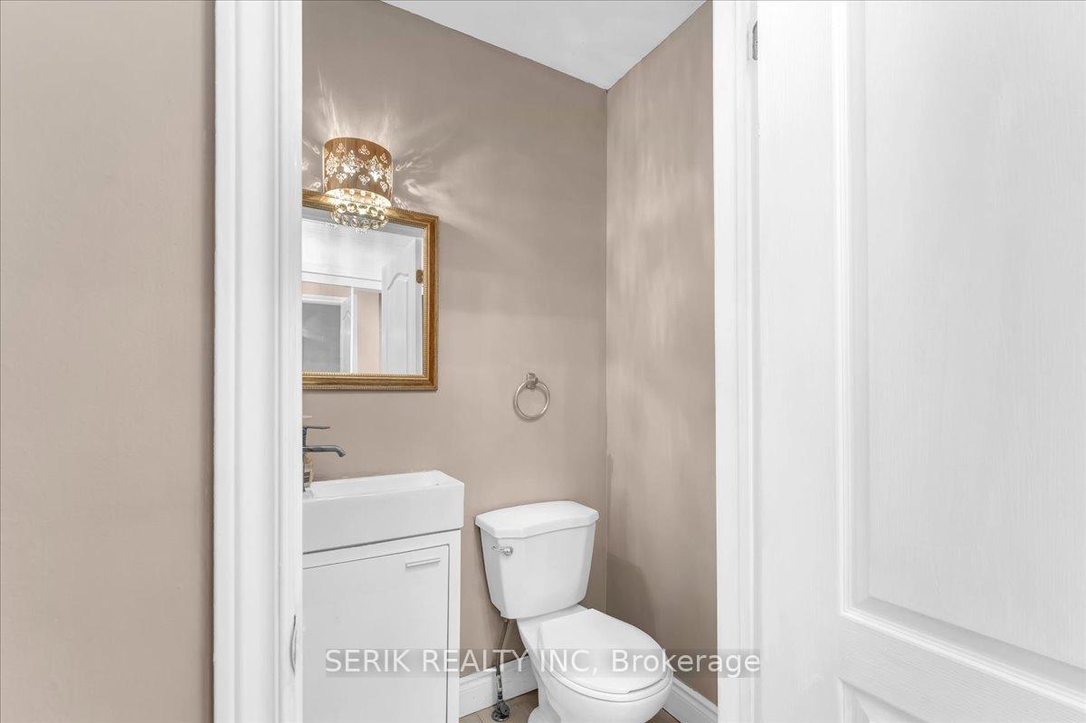 Photo 16 of 46 Primrose Crescent, Brampton, Heart Lake West — HOMEH