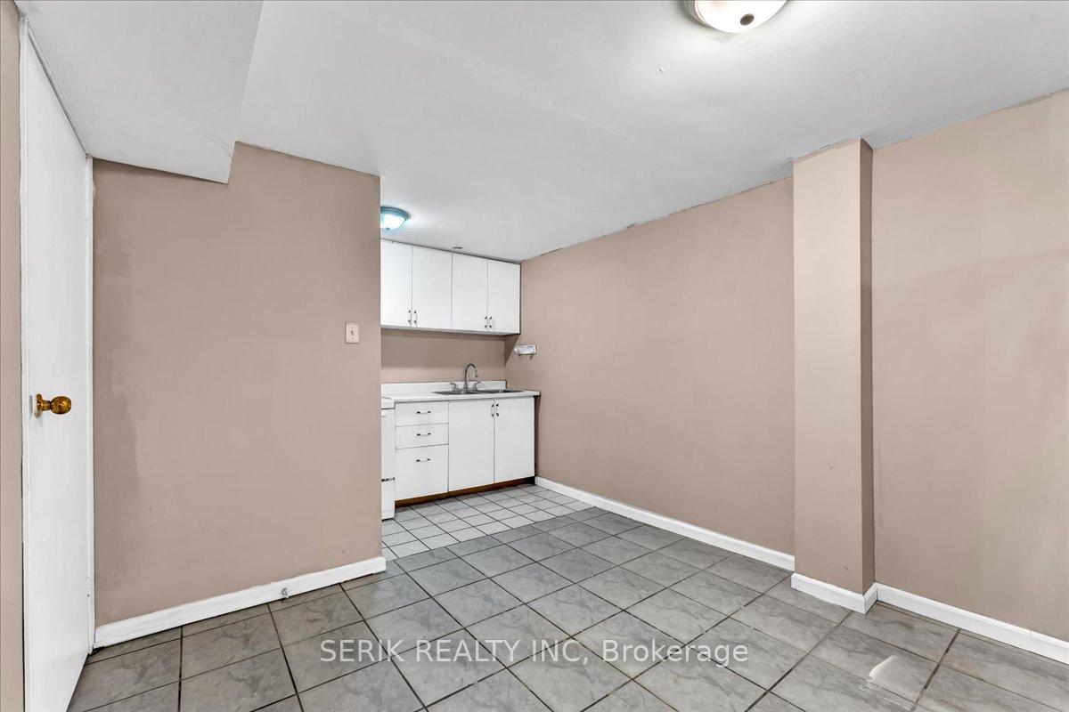 Photo 31 of 46 Primrose Crescent, Brampton, Heart Lake West — HOMEH