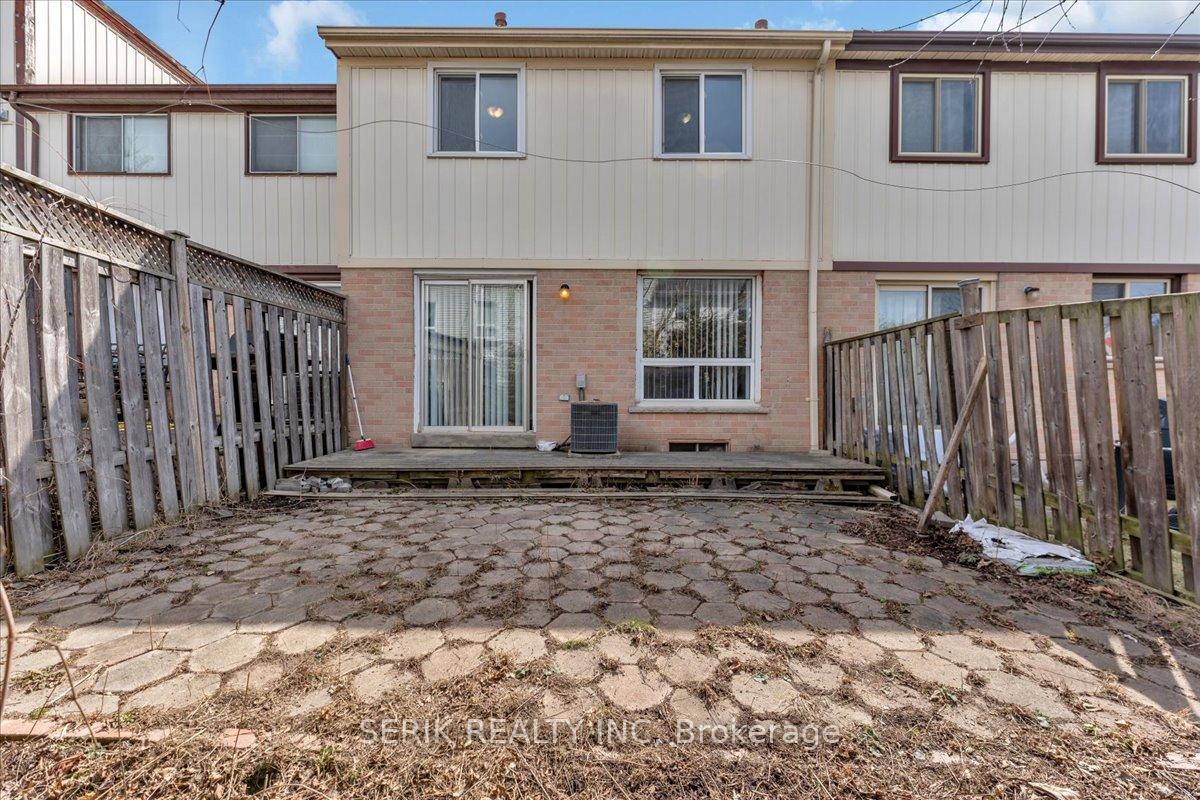 Photo 35 of 46 Primrose Crescent, Brampton, Heart Lake West — HOMEH