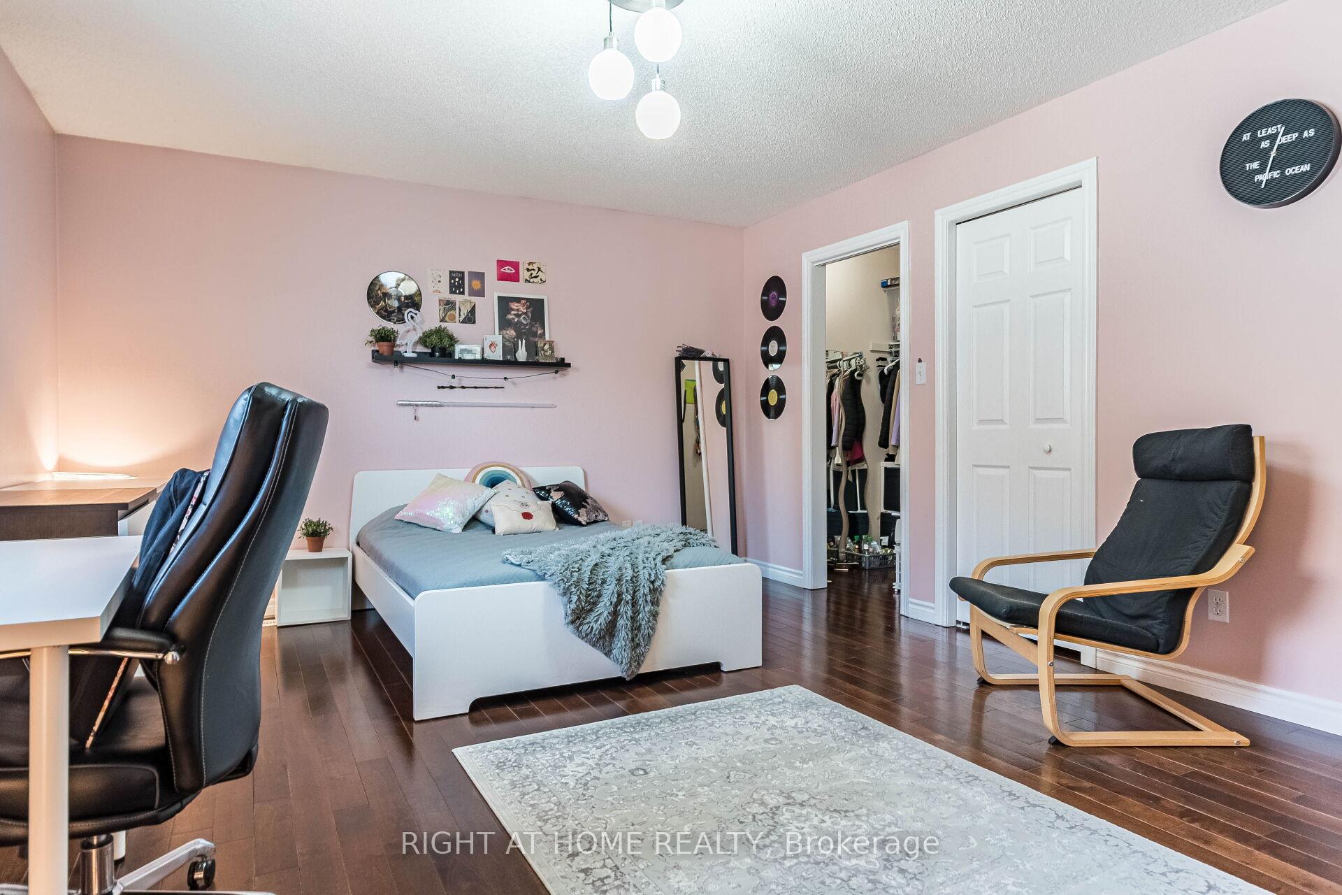 Photo 27 of 64 Solsbury Crescent, Hamilton, Mount Hope — HOMEH