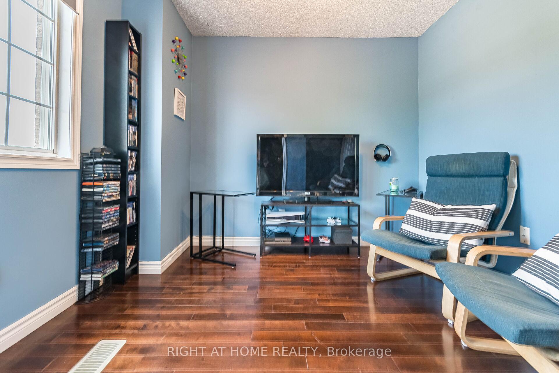 Photo 31 of 64 Solsbury Crescent, Hamilton, Mount Hope — HOMEH