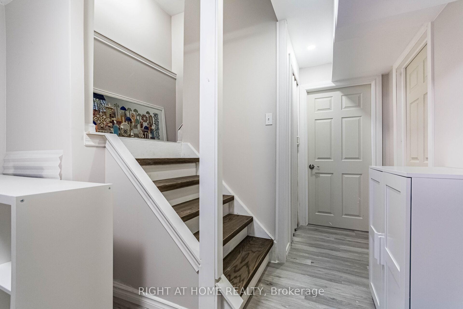 Photo 36 of 64 Solsbury Crescent, Hamilton, Mount Hope — HOMEH