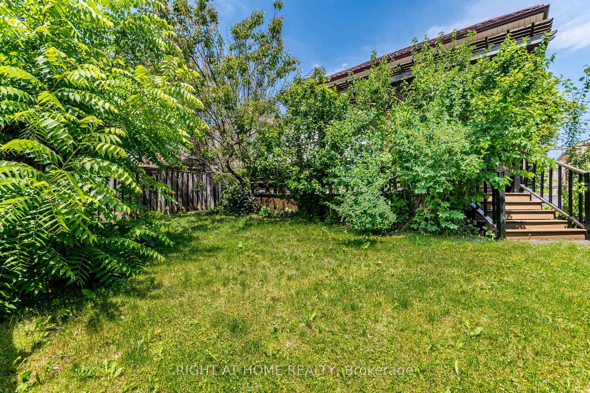 Photo 37 of 64 Solsbury Crescent, Hamilton, Mount Hope — HOMEH