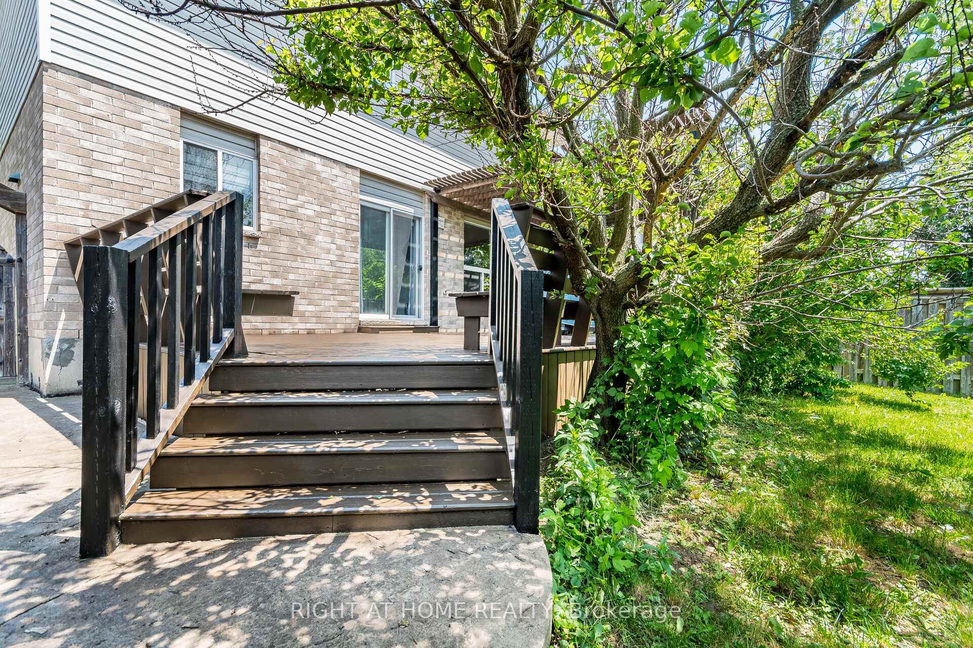 Photo 39 of 64 Solsbury Crescent, Hamilton, Mount Hope — HOMEH