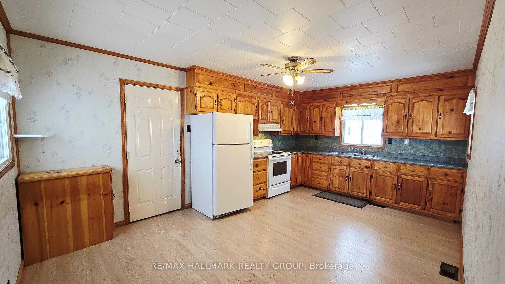 Photo 12 of 3427 John Shaw Road, Ottawa, Fitzroy Ward (South East) — HOMEH