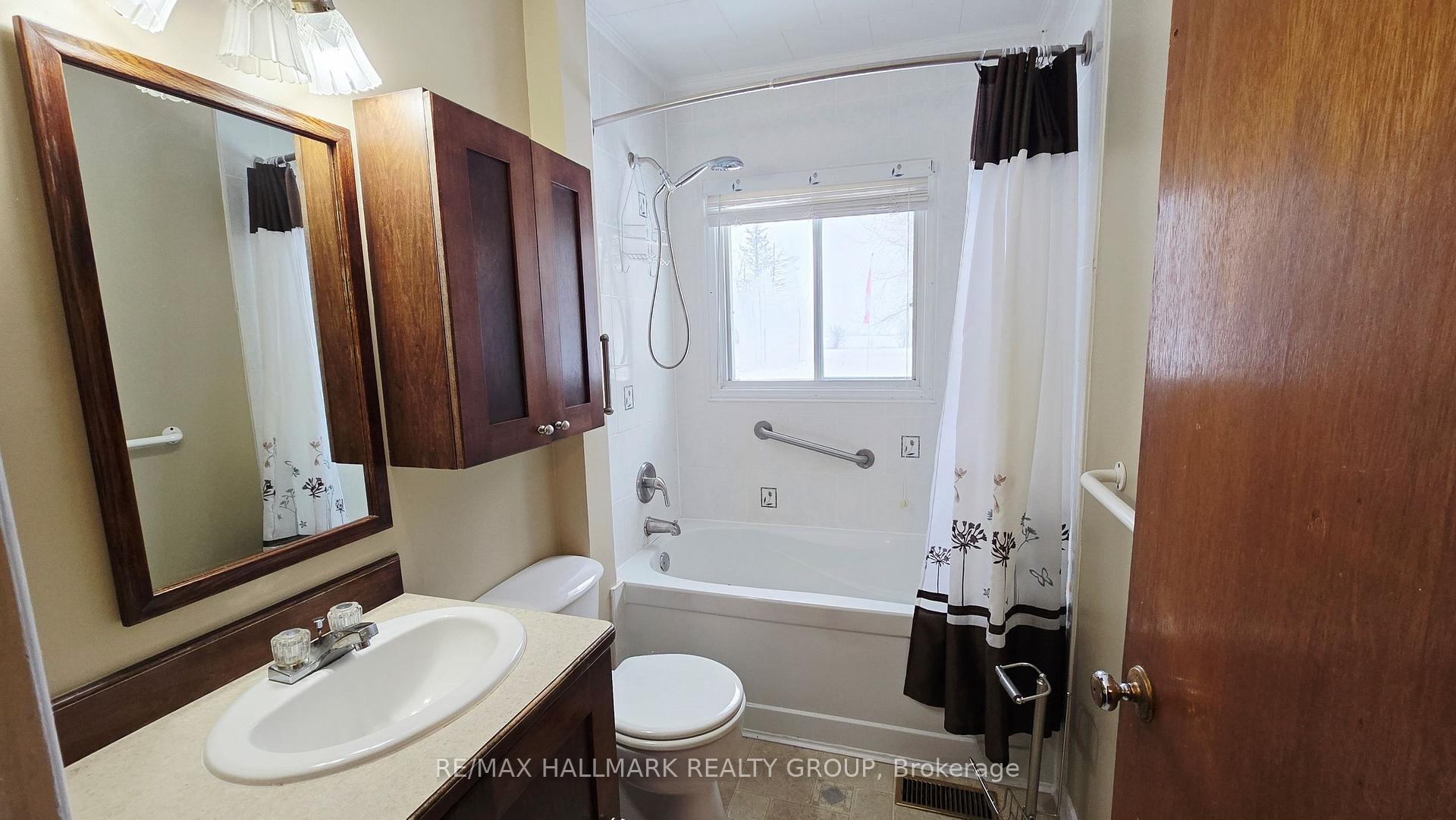 Photo 14 of 3427 John Shaw Road, Ottawa, Fitzroy Ward (South East) — HOMEH