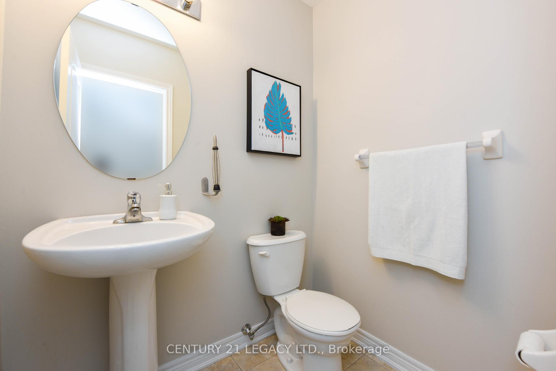 Photo 5 of 13 Seedland Crescent, Brampton, Sandringham-Wellington — HOMEH