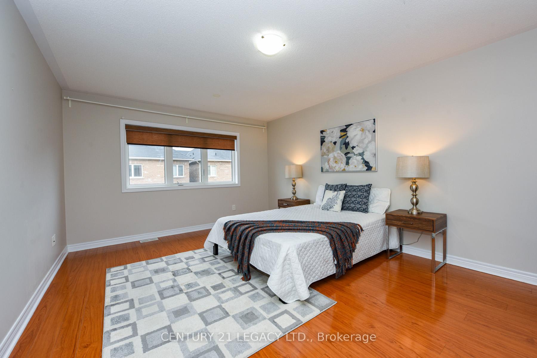 Photo 19 of 13 Seedland Crescent, Brampton, Sandringham-Wellington — HOMEH