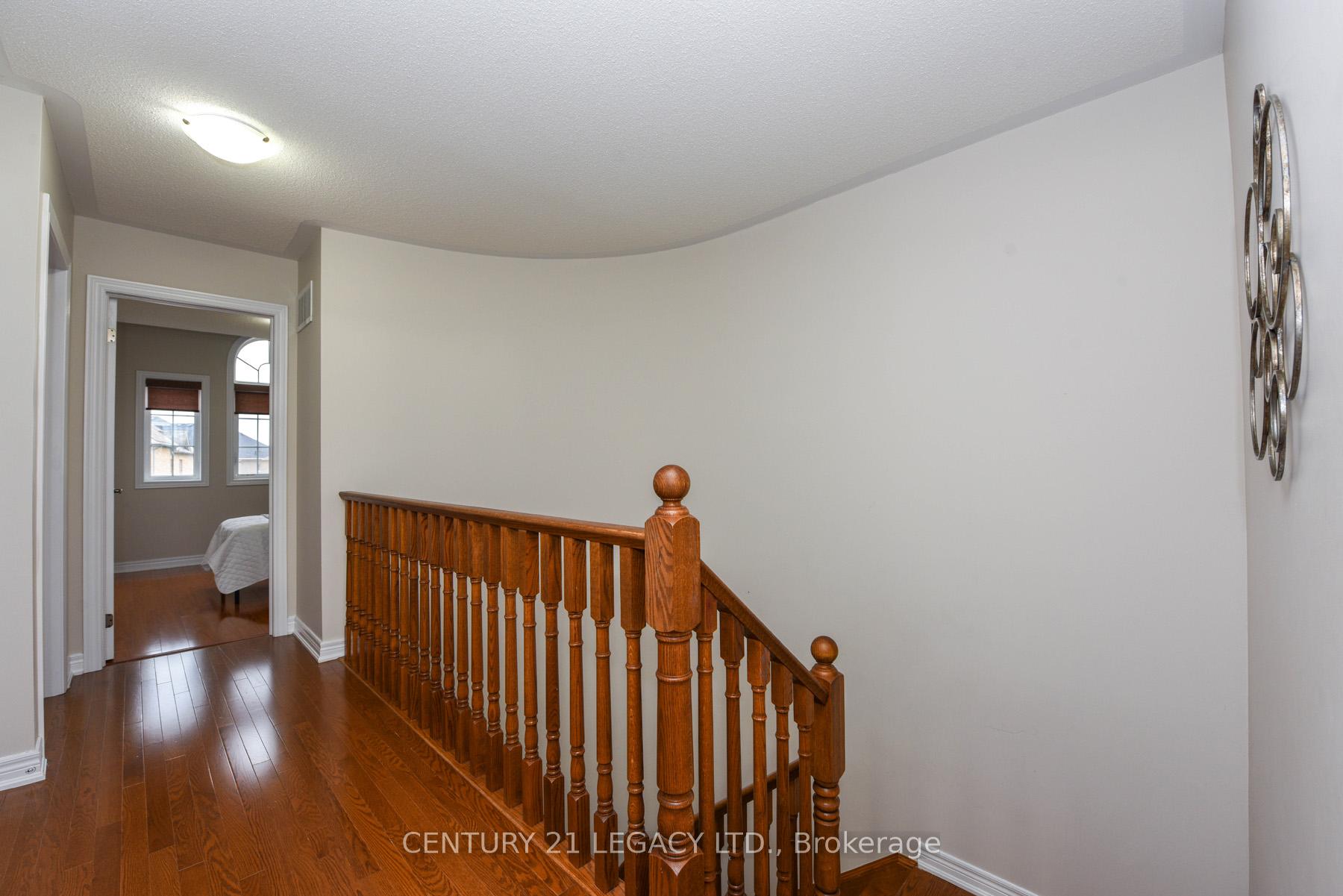 Photo 23 of 13 Seedland Crescent, Brampton, Sandringham-Wellington — HOMEH