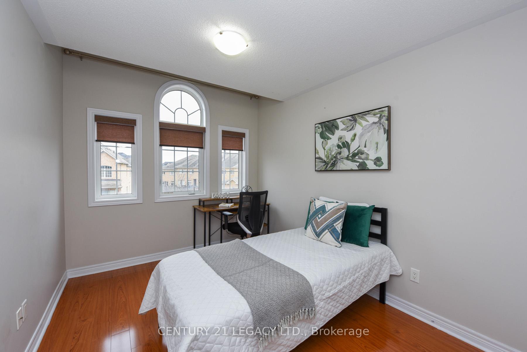 Photo 26 of 13 Seedland Crescent, Brampton, Sandringham-Wellington — HOMEH