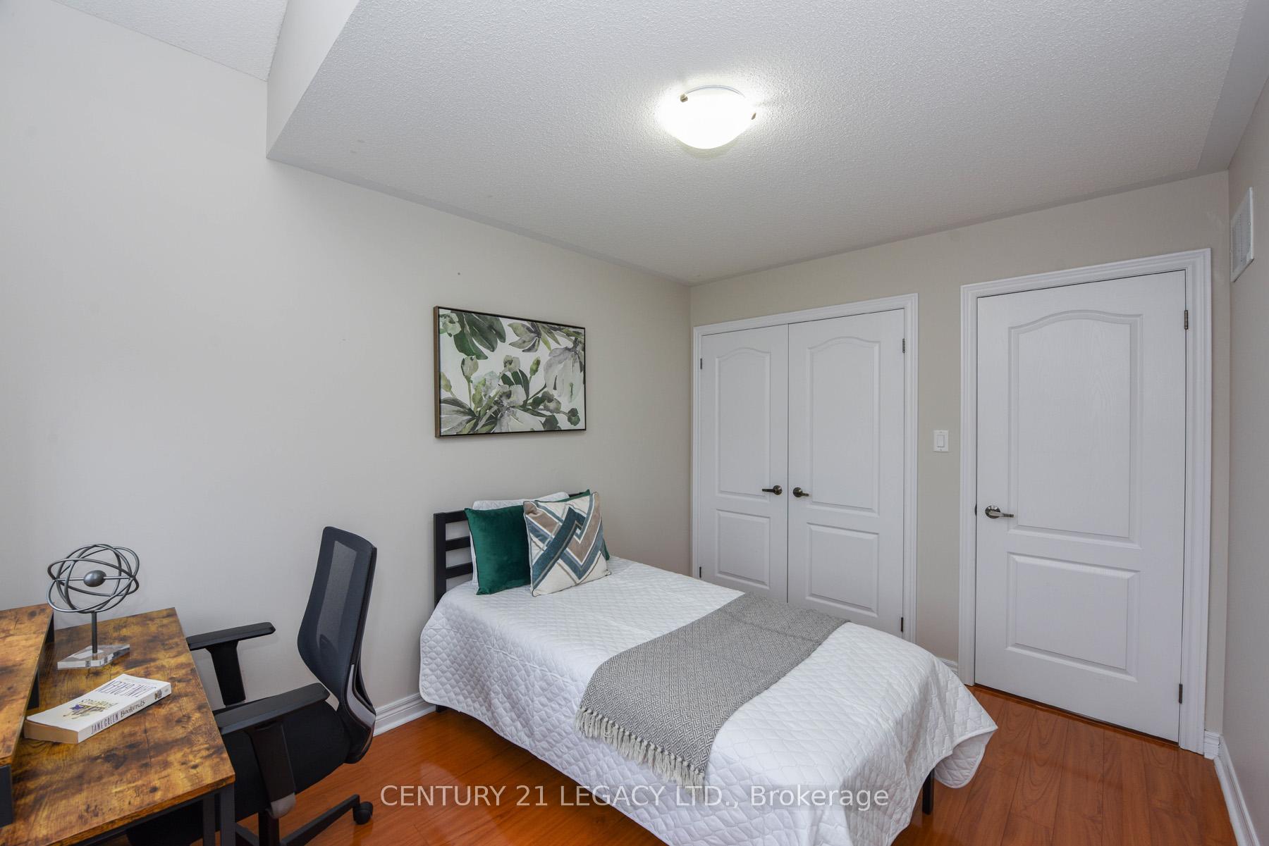 Photo 27 of 13 Seedland Crescent, Brampton, Sandringham-Wellington — HOMEH