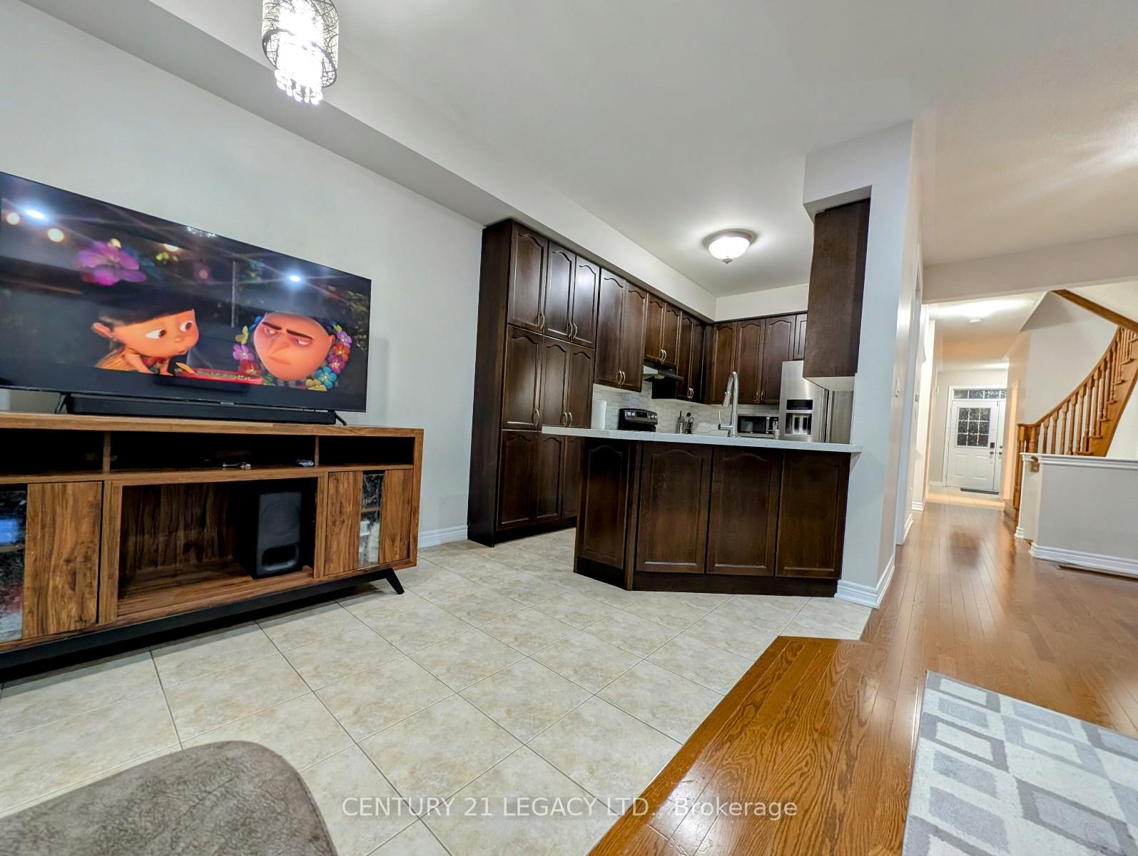 Photo 38 of 13 Seedland Crescent, Brampton, Sandringham-Wellington — HOMEH