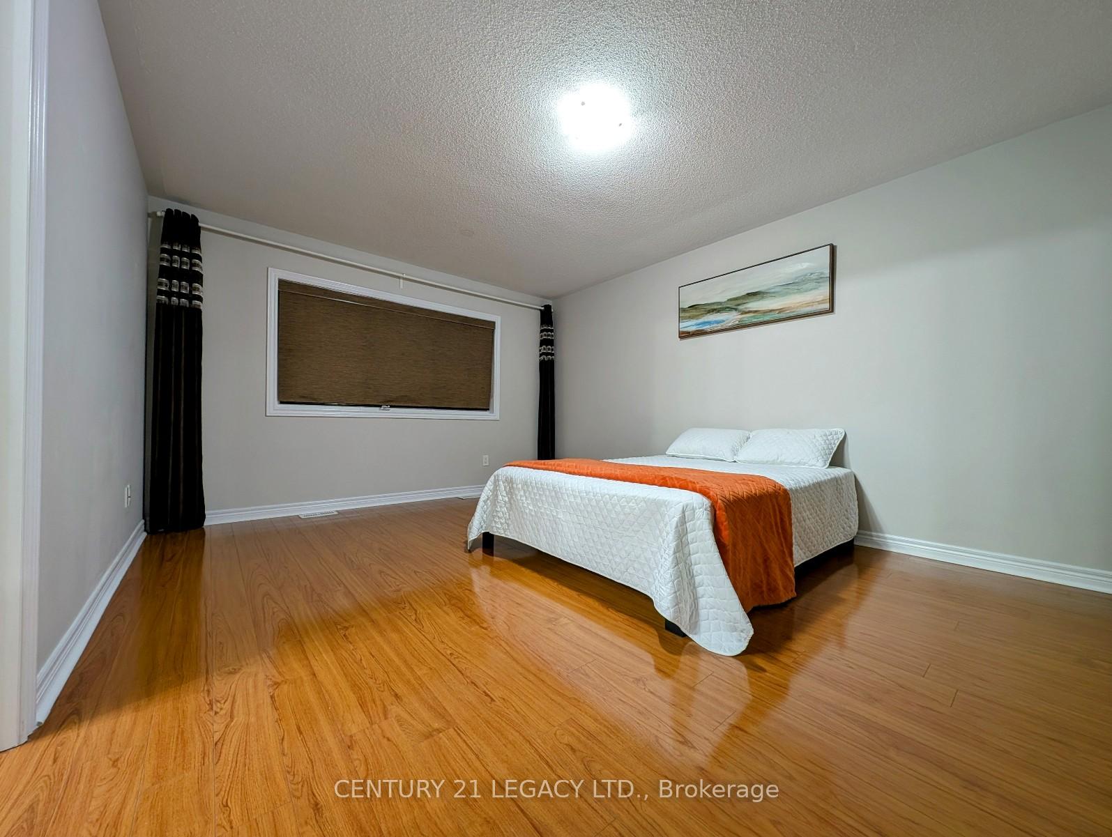 Photo 39 of 13 Seedland Crescent, Brampton, Sandringham-Wellington — HOMEH