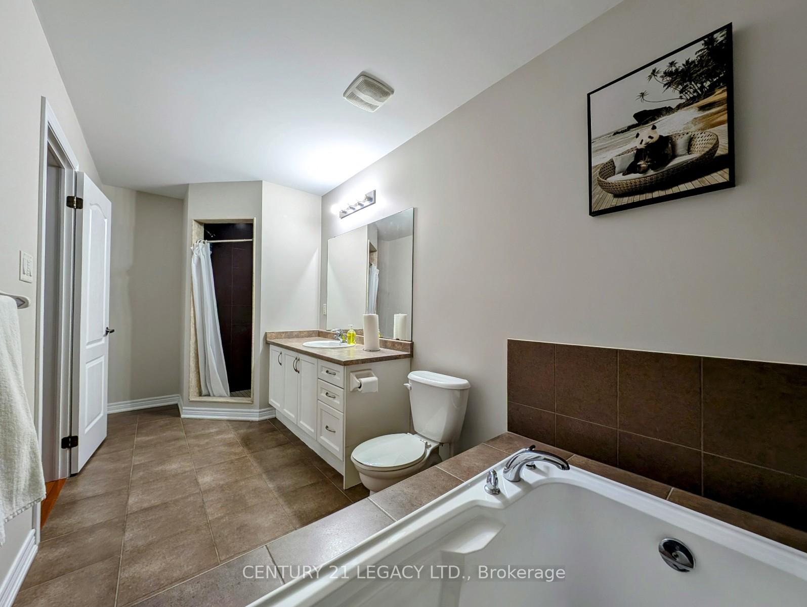 Photo 40 of 13 Seedland Crescent, Brampton, Sandringham-Wellington — HOMEH