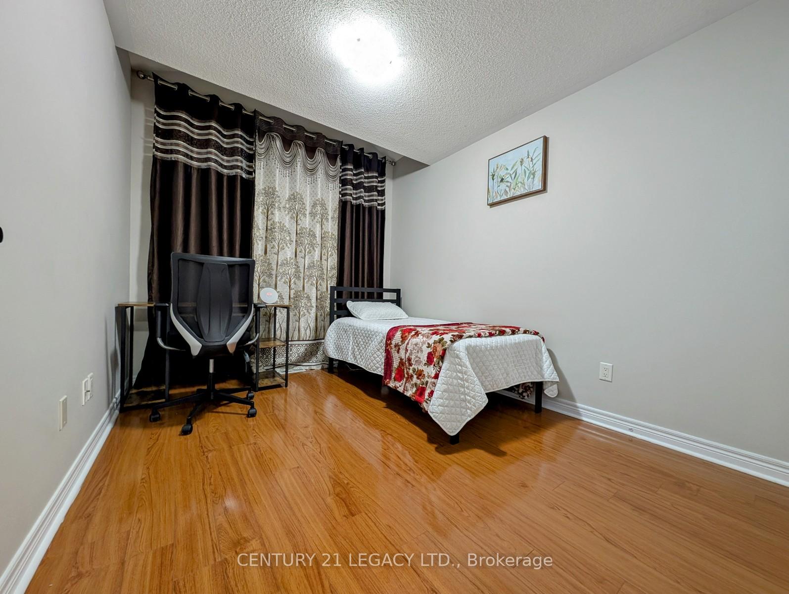 Photo 42 of 13 Seedland Crescent, Brampton, Sandringham-Wellington — HOMEH