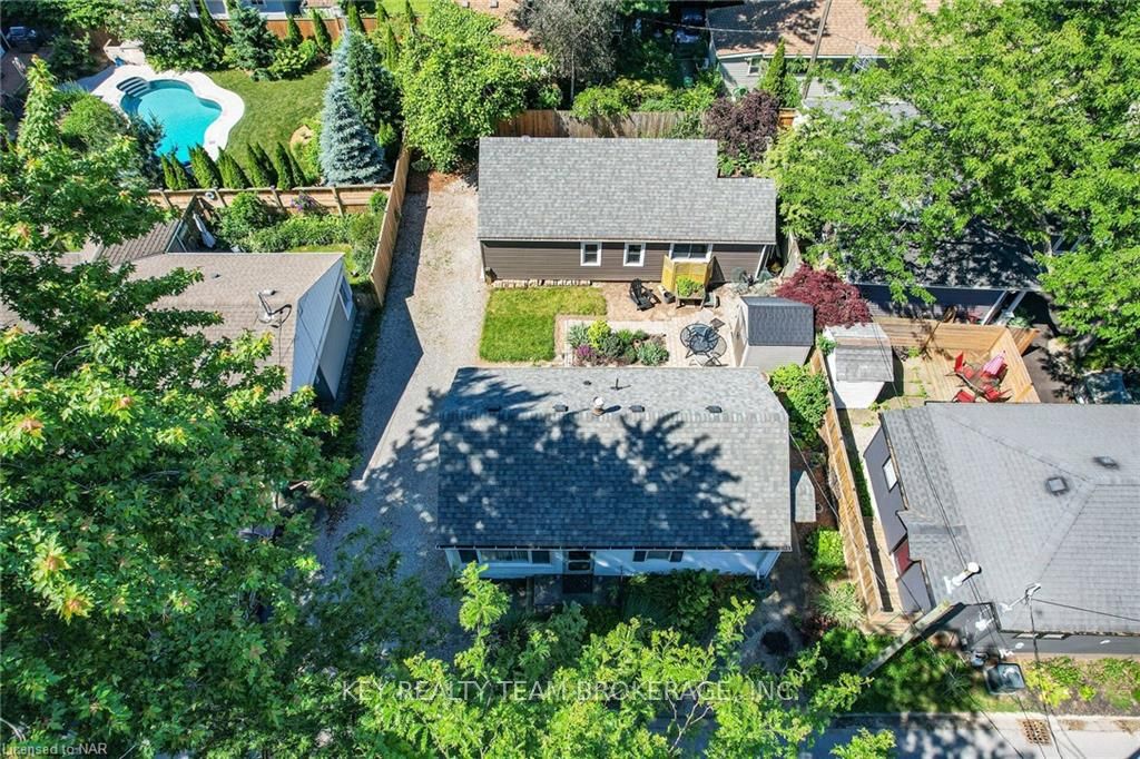 Photo 1 of 5-5 1/2 Abbey Avenue, St. Catharines, Port Dalhousie — HOMEH
