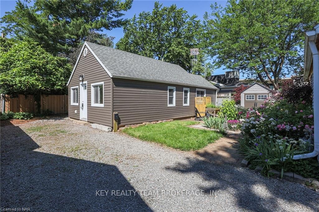 Photo 11 of 5-5 1/2 Abbey Avenue, St. Catharines, Port Dalhousie — HOMEH