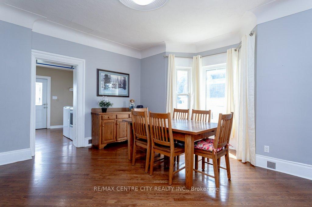 Photo 7 of 23 Fairview Avenue, St. Thomas — HOMEH