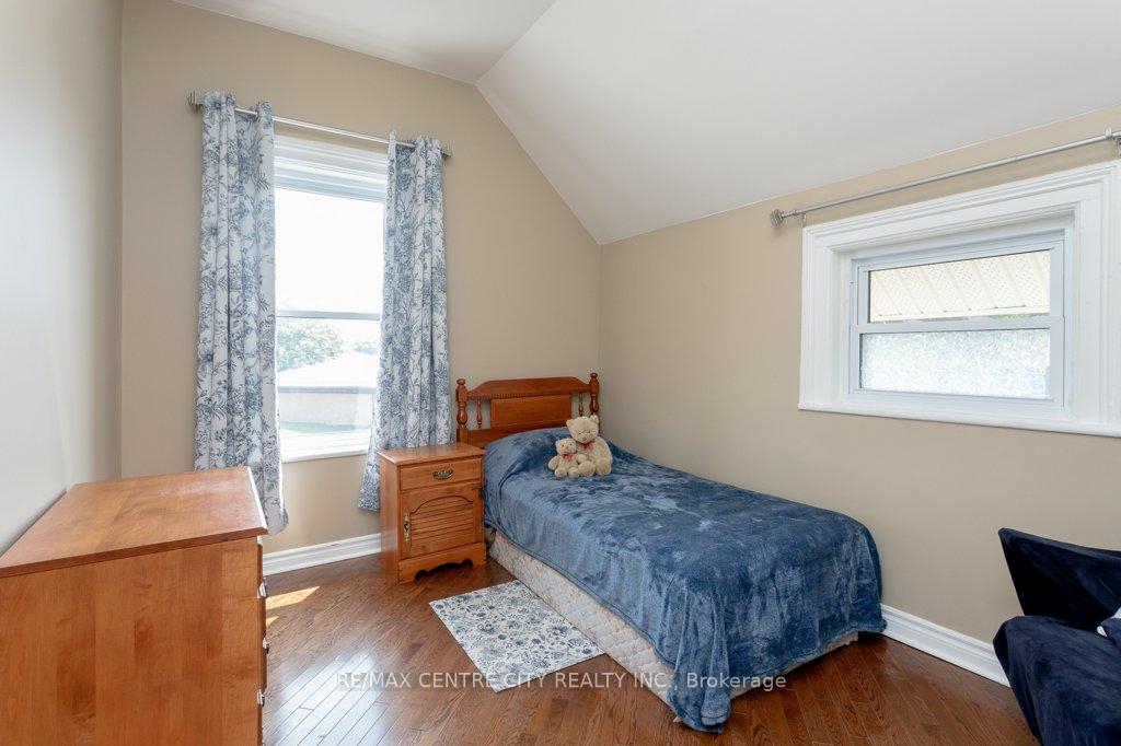 Photo 25 of 23 Fairview Avenue, St. Thomas — HOMEH
