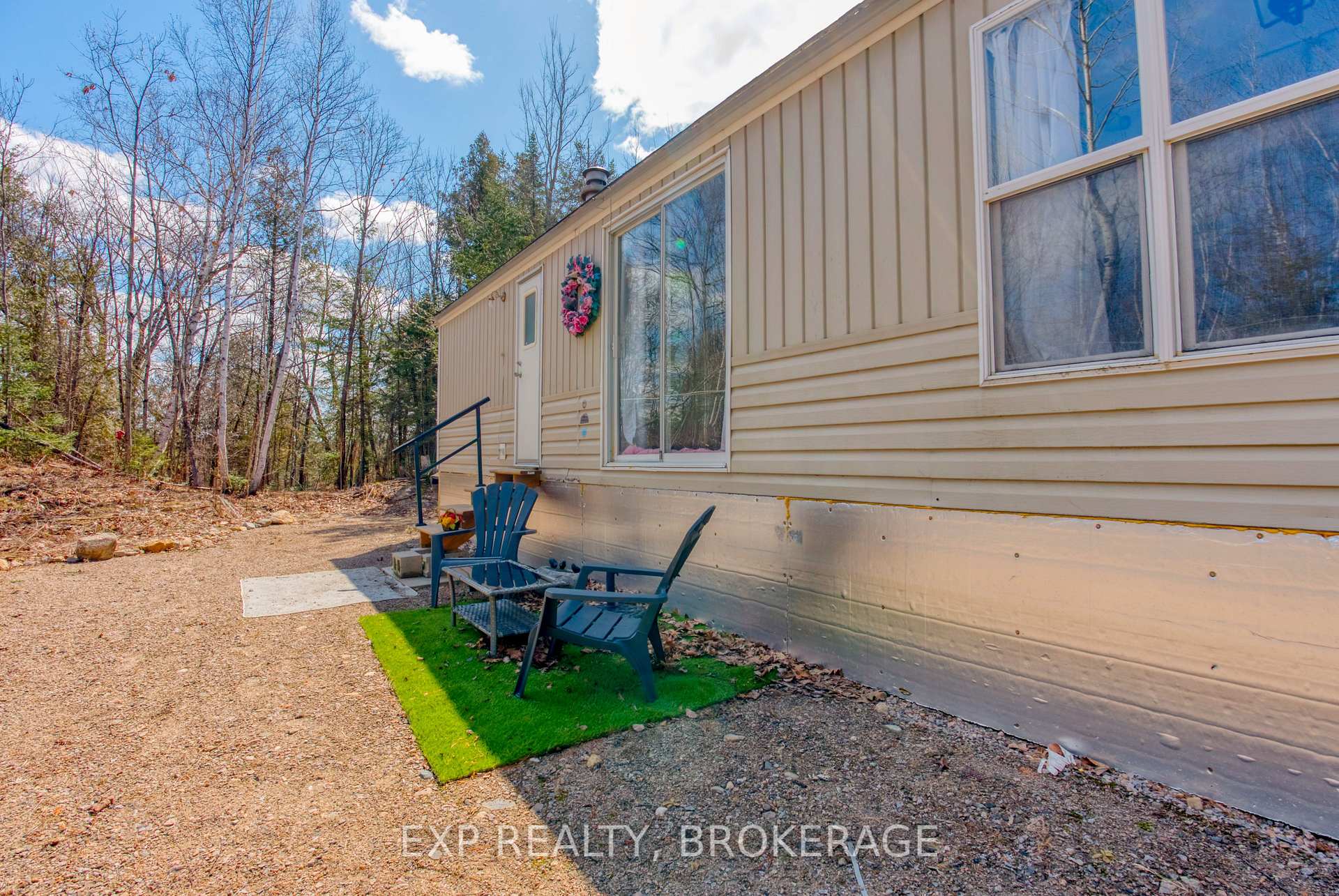 Photo 5 of 11579 Road 509 N, North Frontenac, Frontenac North — HOMEH