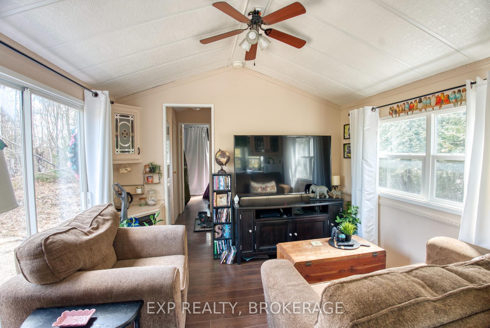 Photo 12 of 11579 Road 509 N, North Frontenac, Frontenac North — HOMEH