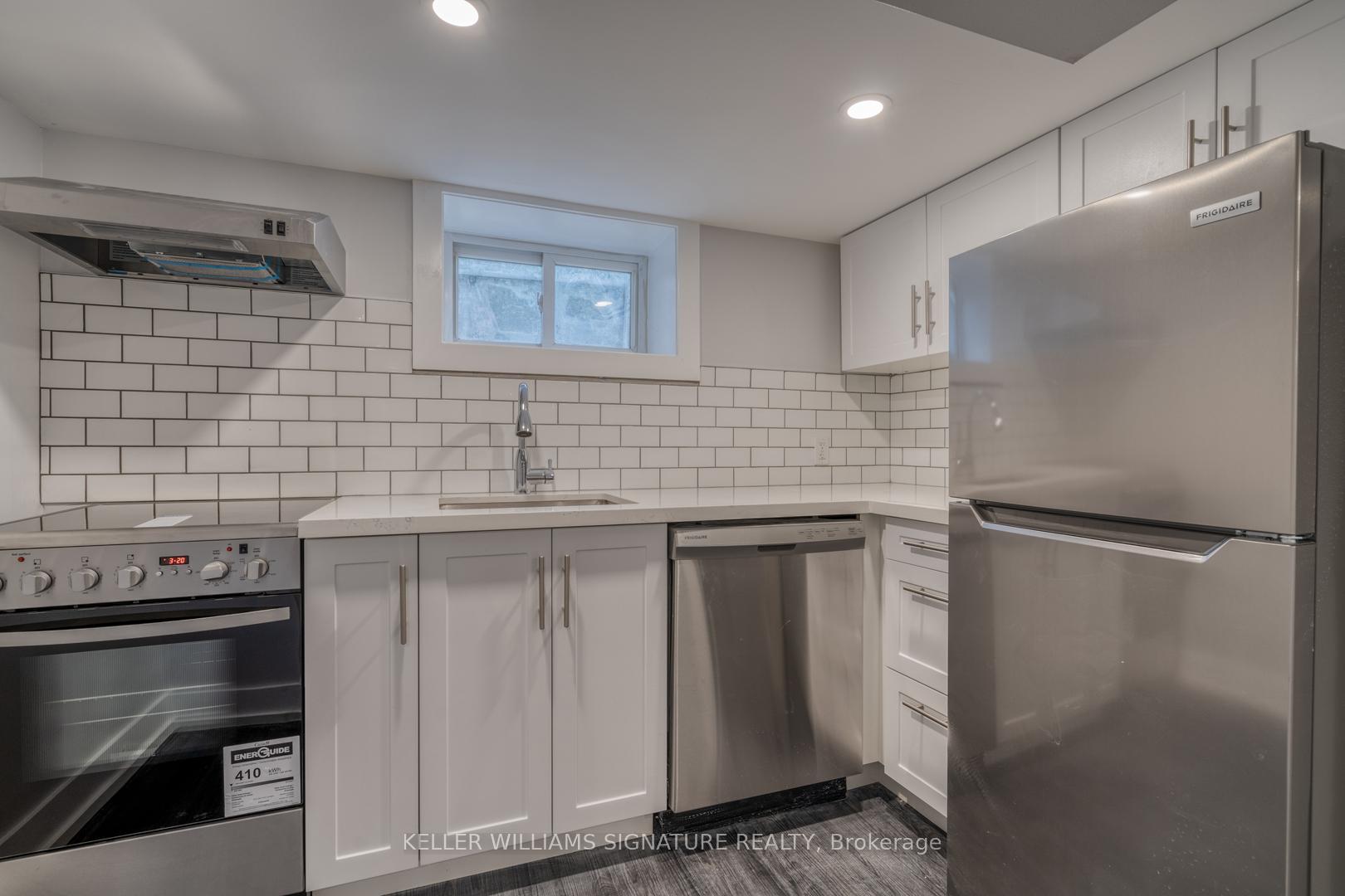 Photo 14 of 112 Leinster Avenue S, Hamilton, Stripley — HOMEH