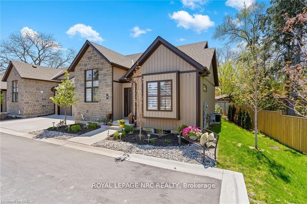 Photo 3 of Unit 8, 28 Evergreen Common, St. Catharines, Vine/Linwell — HOMEH