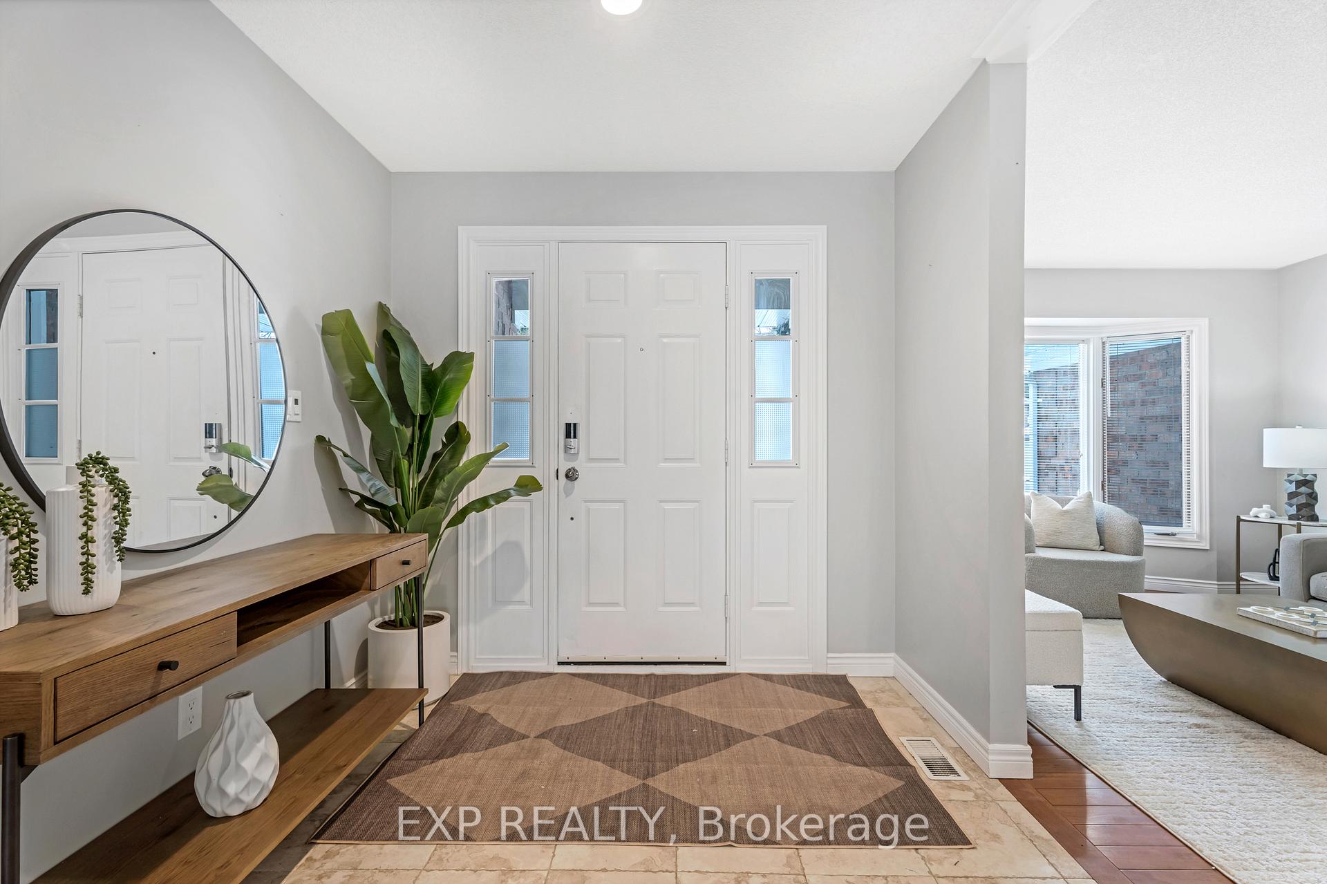 Photo 4 of 417 Golf Links Road, Hamilton, Ancaster — HOMEH