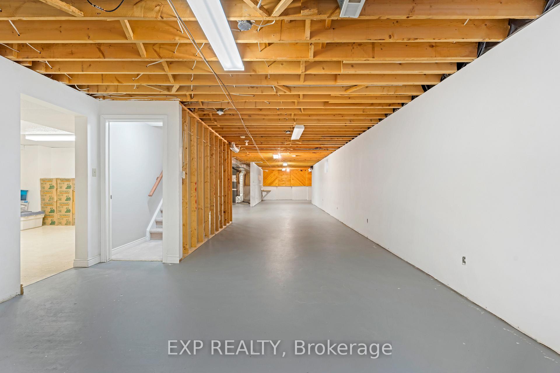 Photo 30 of 417 Golf Links Road, Hamilton, Ancaster — HOMEH