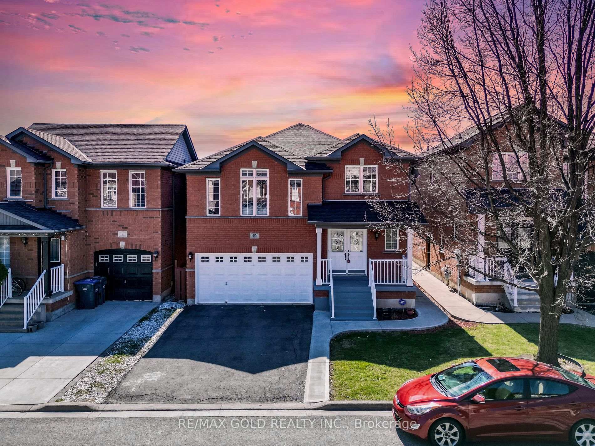 Front of 10 Chestermere Crescent